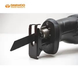 Акумулаторен саблен трион DAEWOO DALRC18-1 UNI-BAT, 20 V, 22 мм, без батерия и зарядно Акумулаторен саблен трион DAEWOO DALRC18-1 UNI-BAT, 20 V, 22 мм, без батерия и зарядно