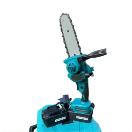 Акумулаторна Резачка за клони TAIGA 36v 8Ah с 25см. шина с Автоматично омасляване + две вериги Акумулаторна Резачка за клони TAIGA 36v 8Ah с 25см. шина с Автоматично омасляване + две вериги