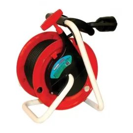 Удължител на автоматична макара RAIDER, 20 м, 3x1.5 мм² Удължител на автоматична макара RAIDER, 20 м, 3x1.5 мм²