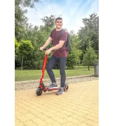 Електрическа тротинетка със скорост 30км/ч, До 30км с ЕДНО зареждане Електрическа тротинетка със скорост 30км/ч, До 30км с ЕДНО зареждане