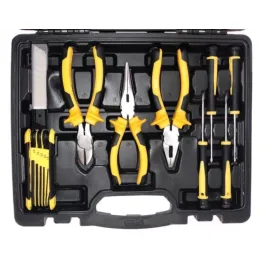 Куфар с инструменти 82 части WMC