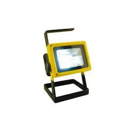 Преносим LED прожектор X-Balog TG-204 с акумулаторни батерии Преносим LED прожектор X-Balog TG-204 с акумулаторни батерии