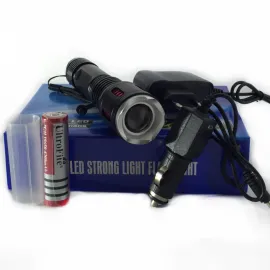 Мощен LED фенер с аумулатор и зарядно Cree 250000W Мощен LED фенер с аумулатор и зарядно Cree 250000W