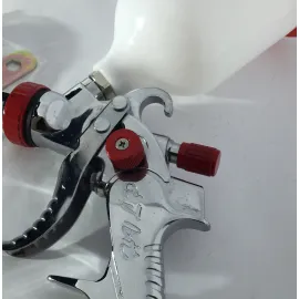 Пневматичен пистолет за пръскане на боя с дюза от 1,3 до 2мм Пневматичен пистолет за пръскане на боя с дюза от 1,3 до 2мм